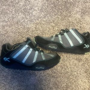 Used woman’s kuru hiker shoes